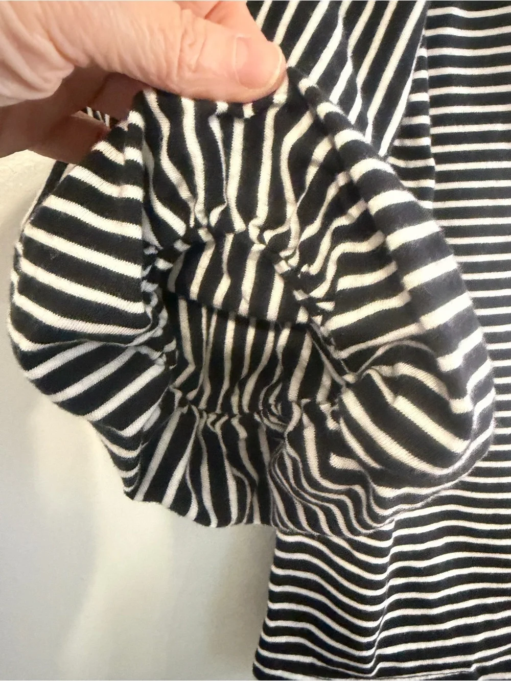 Banana Republic Black & White Striped Puff-Sleeve Top size XS